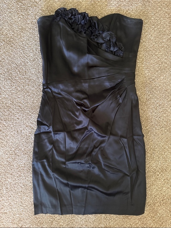 White House Black Market Dresses & Skirts - White House Black Market Black Strapless Ruffled Bodice Cocktail Dress